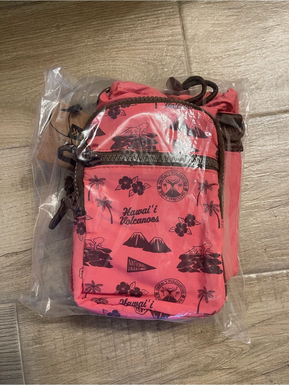 Thread brand- WATER BOTTLE SLING BAG